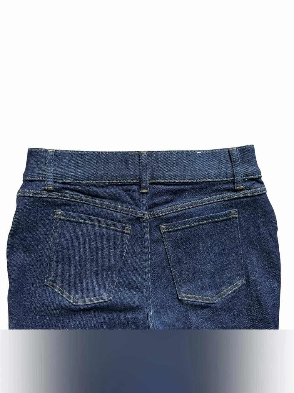 SPANXshape Pull On Flare Jeans Womens Medium Indigo High Rise Stretch Fit Denim